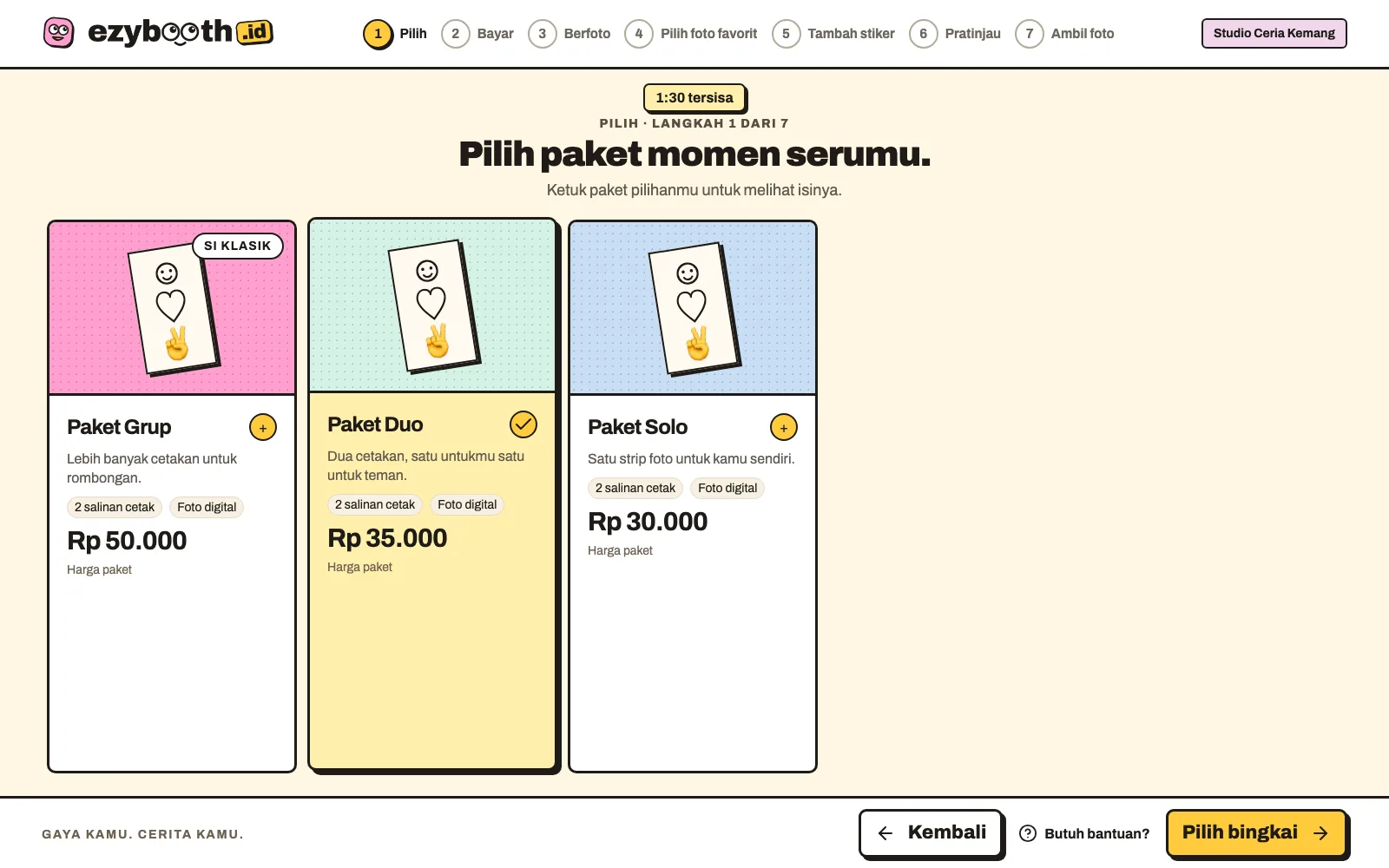 Pilihan Paket Grup, Paket Duo, dan Paket Solo di layar kiosk