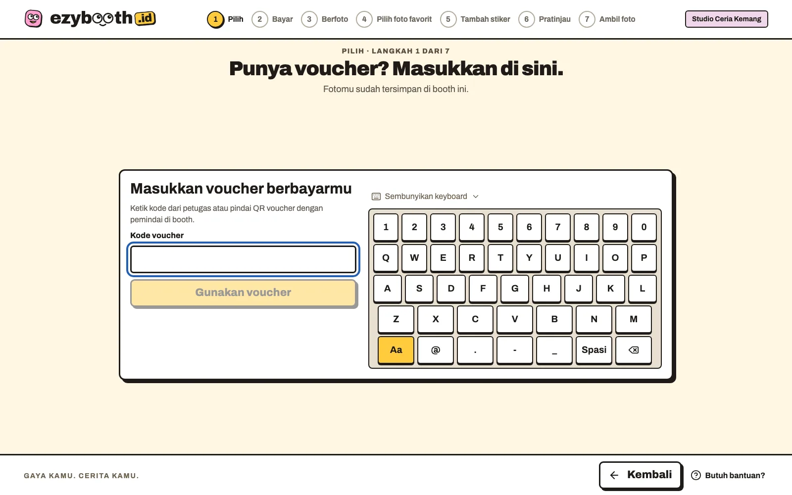 Layar Masukkan voucher berbayarmu dengan keyboard di layar